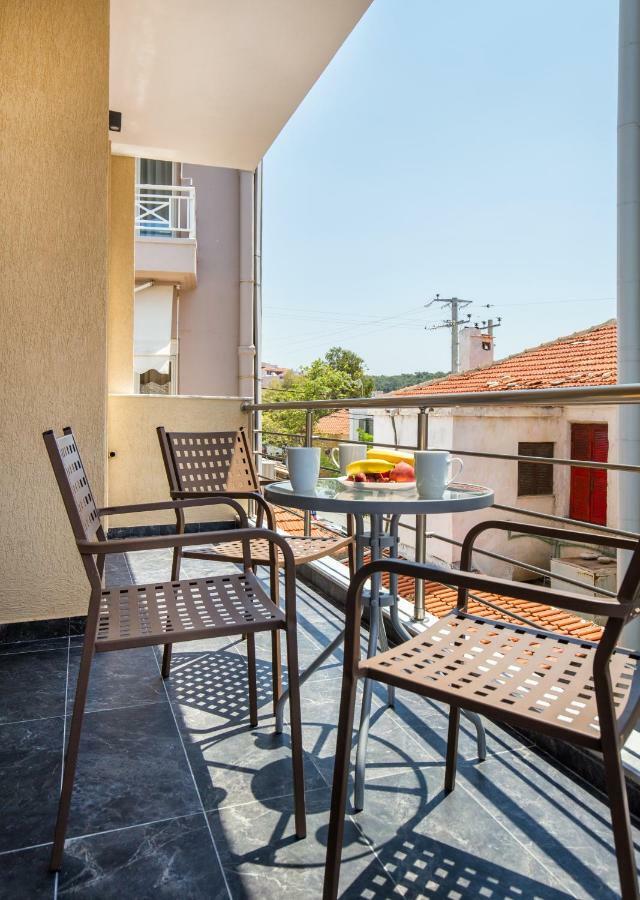 Studios & Apartments Elisabeta Limenaria  Extérieur photo