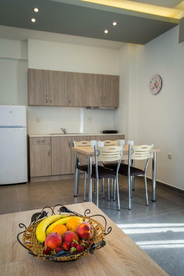 Studios & Apartments Elisabeta Limenaria  Extérieur photo