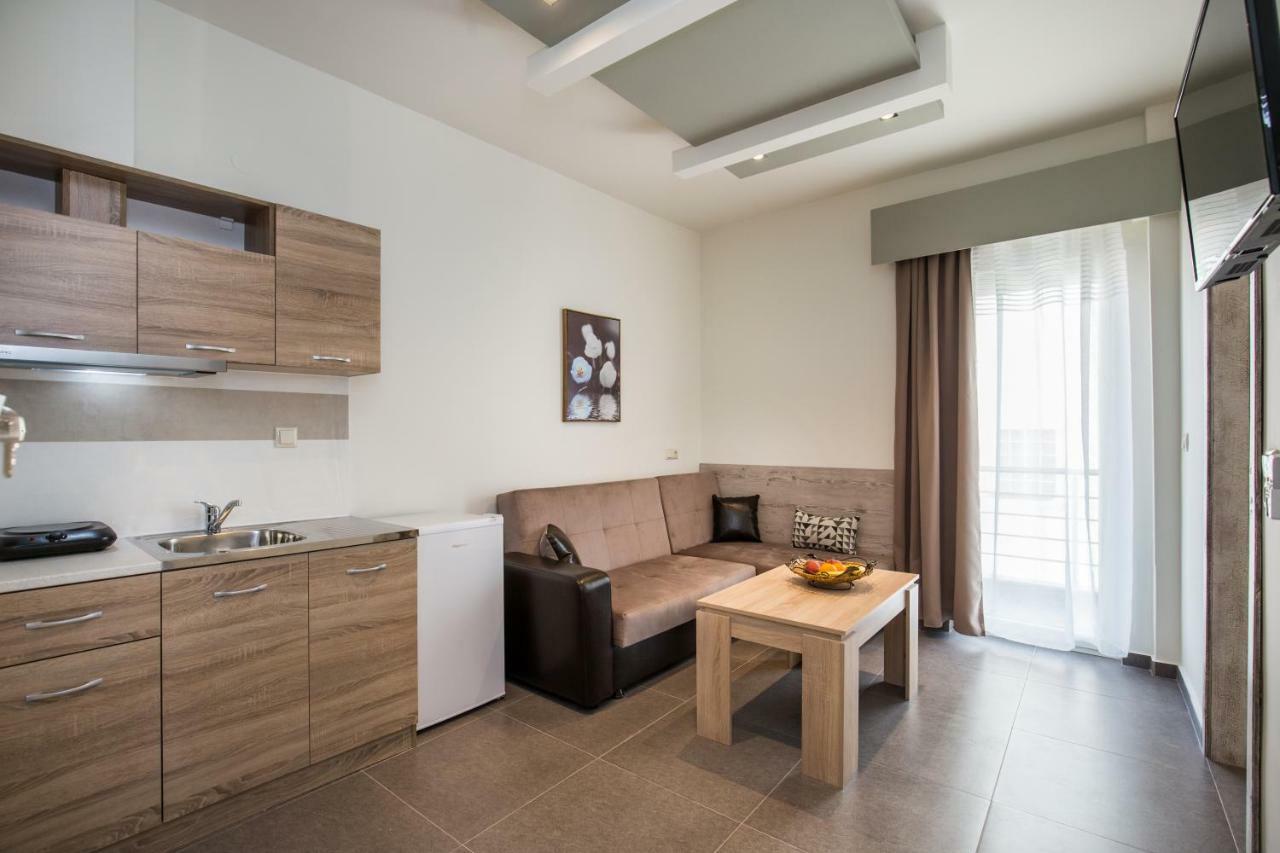 Studios & Apartments Elisabeta Limenaria  Extérieur photo
