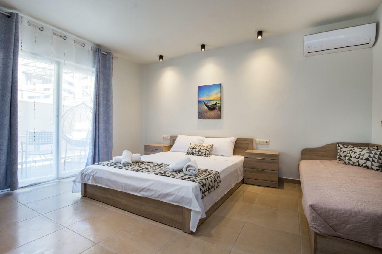 Studios & Apartments Elisabeta Limenaria  Extérieur photo